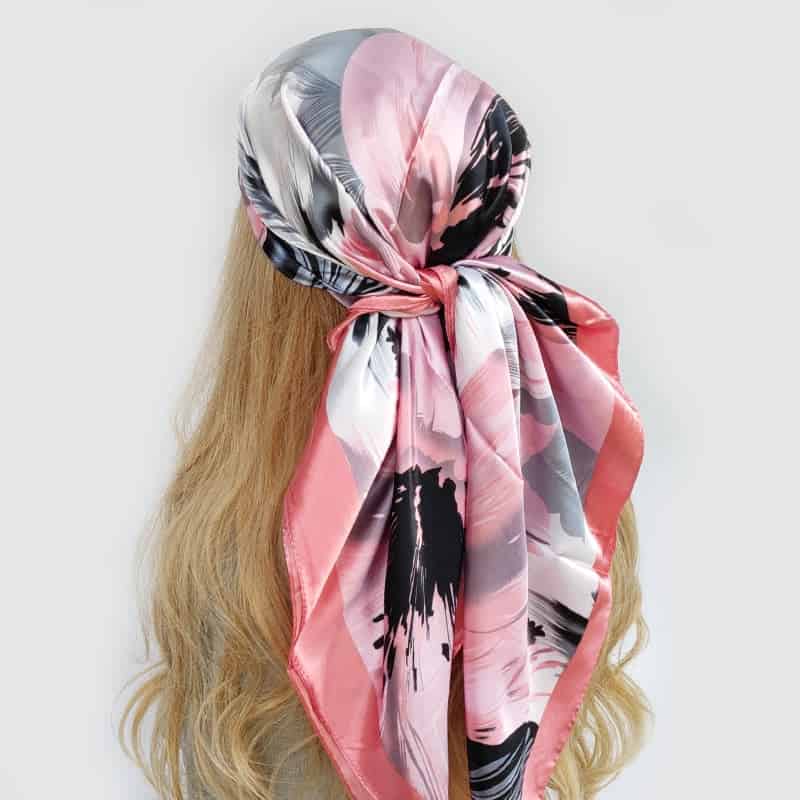 Patricia Kopftuch Haare Frau Rosa Gemustert
