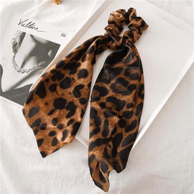 Haargummi Schal Leopard