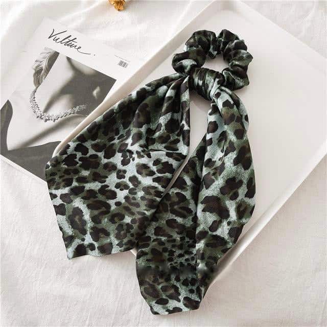 Scrunchie Schal Leopard Grün