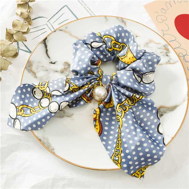 Haargummi Kurzer Schal Blau Chainette