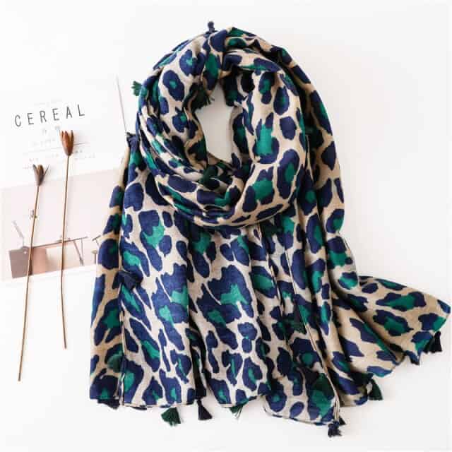 Damenschal 180 Grün - Ingeborg Leopard